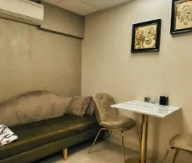 Surrender-therapy-room